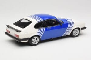 Ford Capri Mk2 3.0 Fehér Kék Csíkokkal Minichamps 1:18 155788600 Fém – 2. kép a 6-ből