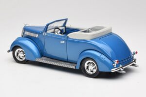 Ford Kabrió Kék Road Signature 1:18 92238 Fém – 7. kép a 8-ből