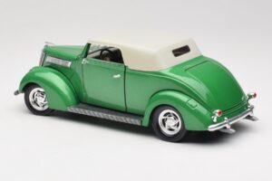 Ford Kabrió Zöld Road Signature 1:18 92239 Fém – 7. kép a 8-ből