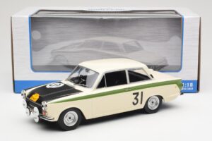 Ford Cortina Lotus #31 J. Ickx / G. Staepelaere Marathon de la Route 1966 MCG 1:18 MCG18436R Fém – 6. kép a 6-ből