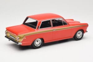 Ford Cortina Lotus Red & Gold Stripe MCG 1:18 MCG18532 Fém – 2. kép a 6-ből