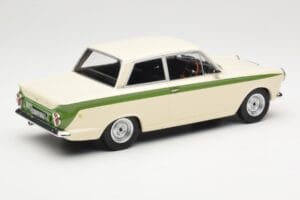 Ford Cortina Lotus White & Green Stripe MCG 1:18 MCG18434 Fém – 2. kép a 6-ből
