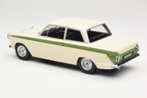 Ford Cortina Lotus White & Green Stripe MCG 1:18 MCG18434 Fém – 5. kép a 6-ből