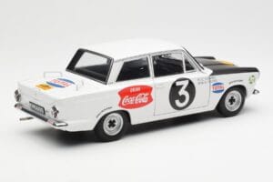 Ford Cortina Mk1 #3 P. Hughes / B. Young African Safari Rally 1964 AUTOart 1:18 86428 Fém – 3. kép a 8-ből