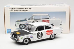 Ford Cortina Mk1 #3 P. Hughes / B. Young African Safari Rally 1964 AUTOart 1:18 86428 Fém – 8. kép a 8-ből