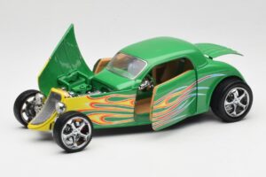 Ford Coupe Zöld Lánggal Road Signature 1:18 30109 Fém – 2. kép a 8-ből