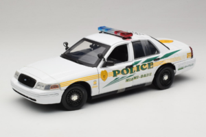Ford Crown Victoria Police Interceptor CSI Miami GreenLight 1:18 13514 Fém