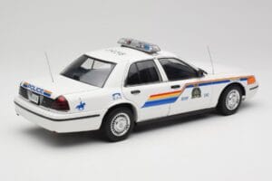 Ford Crown Victoria RCMP Police Car AUTOart 1:18 72706 Fém – 3. kép a 8-ből