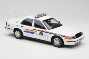 Ford Crown Victoria RCMP Police Car AUTOart 1:18 72706 Fém – 6. kép a 8-ből