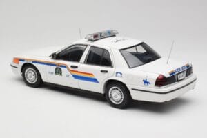 Ford Crown Victoria RCMP Police Car AUTOart 1:18 72706 Fém – 7. kép a 8-ből