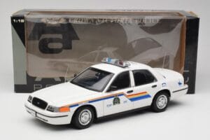 Ford Crown Victoria RCMP Police Car AUTOart 1:18 72706 Fém – 8. kép a 8-ből