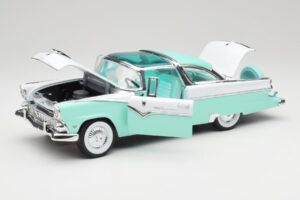 Ford Crown Victoria Seafoam Zöld & Fehér Road Legends 1:18 92138 Fém – 2. kép a 7-ből