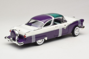Ford Crown Victoria Fehér Lila Road Signature 1:18 92138-P1 Fém – 2. kép a 6-ből