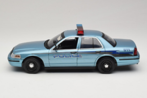 Ford Crown Victoria Police Cruiser Twilight Blue Greenlight 1:18 1643 Fém – 4. kép a 8-ből