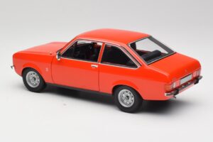 Ford Escort Mk2 Signal Orange Minichamps 1:18 150084100 Fém – 7. kép a 8-ből