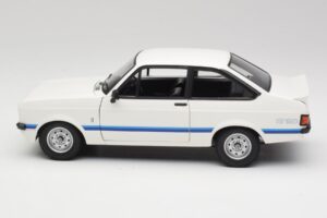 Ford Escort Mk2 RS 1800 Fehér Minichamps 1:18 150094470 Fém – 4. kép a 8-ből