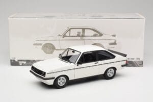Ford Escort Mk2 RS 2000 LHD Fehér Minichamps 1:18 150084300 Fém – 8. kép a 8-ből