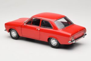 Ford Escort Mk1 Street Piros Minichamps 1:18 100081001 Fém – 7. kép a 8-ből