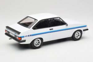 Ford Escort Mk2 RS 2000 Fehér MCG 1:18 MCG18439 Fém – 2. kép a 6-ből