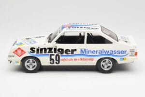 Ford Escort Mk2 RS2000 #59 H. Heyer / A. Hahne / K. Ludwig 24 Hours Nürburgring 1982 MCG 1:18 MCG18438R Fém – 3. kép a 6-ből