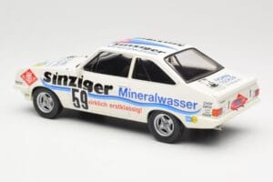Ford Escort Mk2 RS2000 #59 H. Heyer / A. Hahne / K. Ludwig 24 Hours Nürburgring 1982 MCG 1:18 MCG18438R Fém – 5. kép a 6-ből