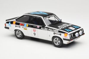 Ford Escort Mk2 RS2000 #9 R. Clark / S. Porter Tour of Britain 1976 MCG 1:18 MCG18437R Fém – 4. kép a 6-ből