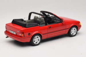 Ford Escort Mk4 XR3i Kabrió Flamenco Red Otto 1:18 OT1254 Gyanta – 2. kép a 6-ből