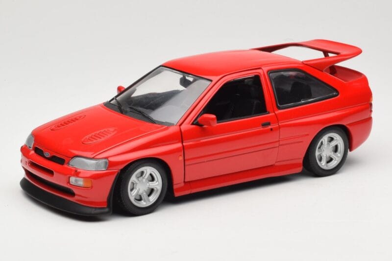 Ford Escort Mk5 RS Cosworth Piros UT Models 1:18 180082102 Fém