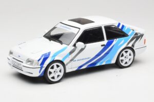 Ford Escort Mk4 RS Turbo S2 Fehér Dekorációval MCG 1:18 MCG18547R Fém