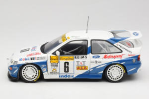 Ford Escort RS Cosworth Mobil 1 #6 F. Delecour / D. Grataloup Rally Monte Carlo Winner 1994 UT Models 1:18 180948106 Fém – 4. kép a 8-ből