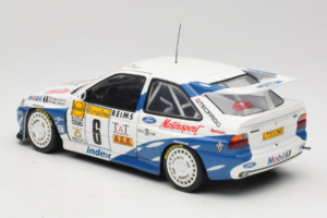 Ford Escort RS Cosworth Mobil 1 #6 F. Delecour / D. Grataloup Rally Monte Carlo Winner 1994 UT Models 1:18 180948106 Fém – 7. kép a 8-ből