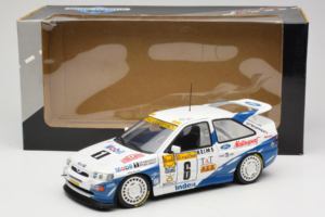 Ford Escort RS Cosworth Mobil 1 #6 F. Delecour / D. Grataloup Rally Monte Carlo Winner 1994 UT Models 1:18 180948106 Fém – 8. kép a 8-ből