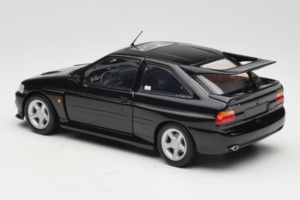 Ford Escort RS Cosworth Black Metallic Minichamps 1:18 150089020 Fém – 7. kép a 8-ből