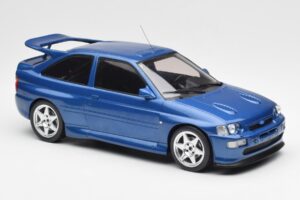 Ford Escort RS Cosworth Kék IXO 1:18 18CMC180 Fém – 4. kép a 6-ből