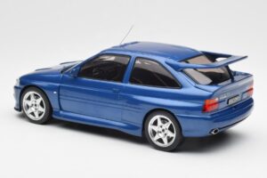 Ford Escort RS Cosworth Kék IXO 1:18 18CMC180 Fém – 5. kép a 6-ből