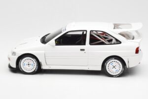 Ford Escort RS Cosworth Group A Fehér Otto 1:18 OT1025 Gyanta – 3. kép a 6-ből