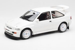Ford Escort RS Cosworth Group A Fehér Otto 1:18 OT1025 Gyanta
