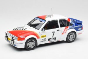 Ford Escort RS Turbo #7 Lotto Haspengouw Rally 1985 MCG 1:18 MCG18421 Fém