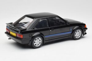 Ford Escort RS Turbo Diana Hercegnő Személyes Autója Fekete MCG 1:18 MCG18420 Fém – 2. kép a 6-ből