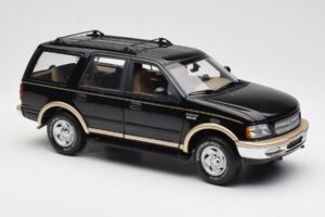 Ford Expedition Eddie Bauer Fekete UT Models 1:18 22710 Fém