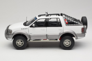 Ford Expedition Himalaya White AUTOart 1:18 72781 Fém – 4. kép a 8-ből