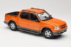 Ford Explorer Sport Trac Narancssárga Maisto 1:18 536891G Fém – 6. kép a 8-ből