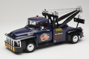 Ford F-100 Vontatóautó Bob's Towing Welly 1:18 19834-W Fém
