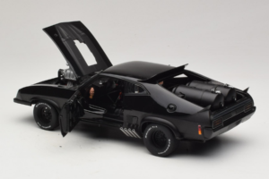 Ford Falcon XB Interceptor Mad Max 2 The Road Warrior AUTOart 1:18 72745 Fém – 5. kép a 8-ből
