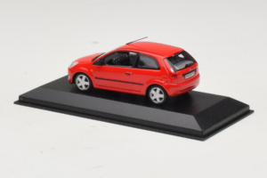 Ford Fiesta Mk5 2-Door Piros Minichamps 1:43 FIESTA004 Fém – 3. kép a 4-ből