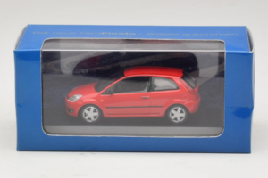 Ford Fiesta Mk5 2-Door Piros Minichamps 1:43 FIESTA004 Fém – 4. kép a 4-ből