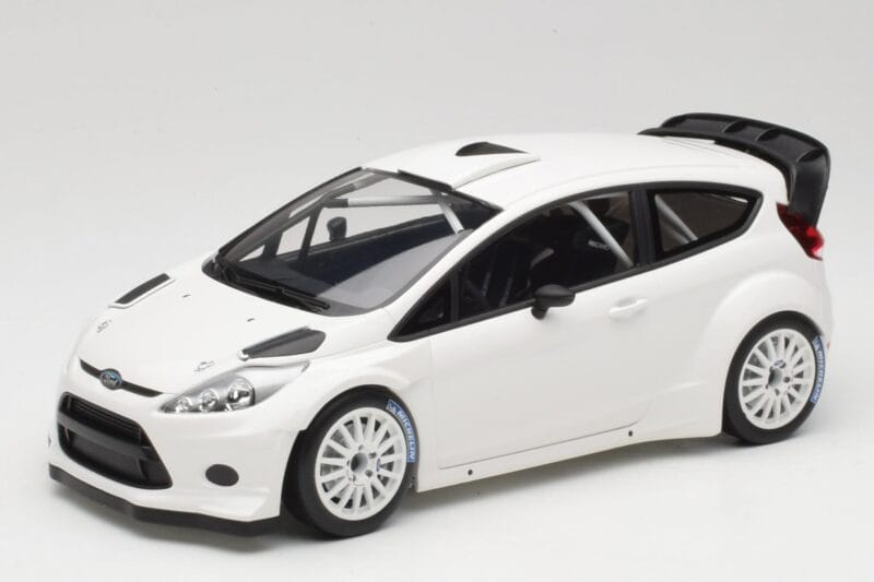 Ford Fiesta RS WRC Street Mk7 Fehér Minichamps 1:18 151110890 Fém