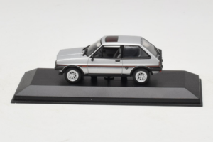 Ford Fiesta XR2 Ezüst Minichamps 1:43 400085160 Fém
