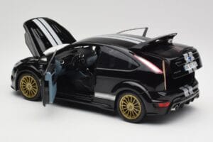 Ford Focus RS LM Classic Edition Panther Black 1966 Ford Mk II Tribute Minichamps 1:18 100080066 Fém – 5. kép a 8-ből