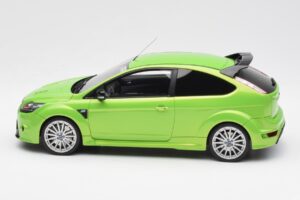 Ford Focus RS Mk2 Zöld Otto 1:18 OT381 Gyanta – 3. kép a 6-ből